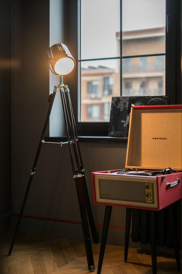 Design-Hotel Rooms And Rumors Oldenburg Bagian luar foto