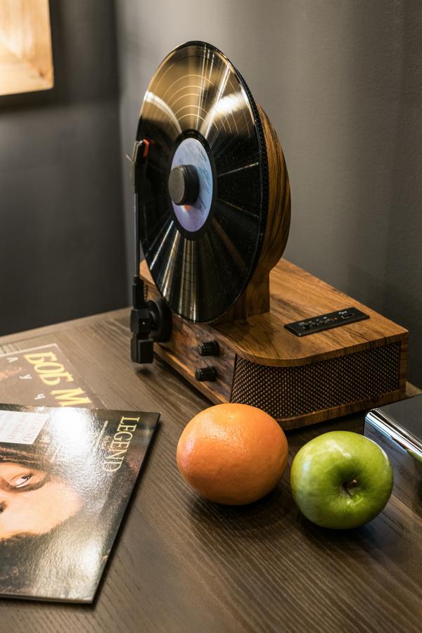 Design-Hotel Rooms And Rumors Oldenburg Bagian luar foto